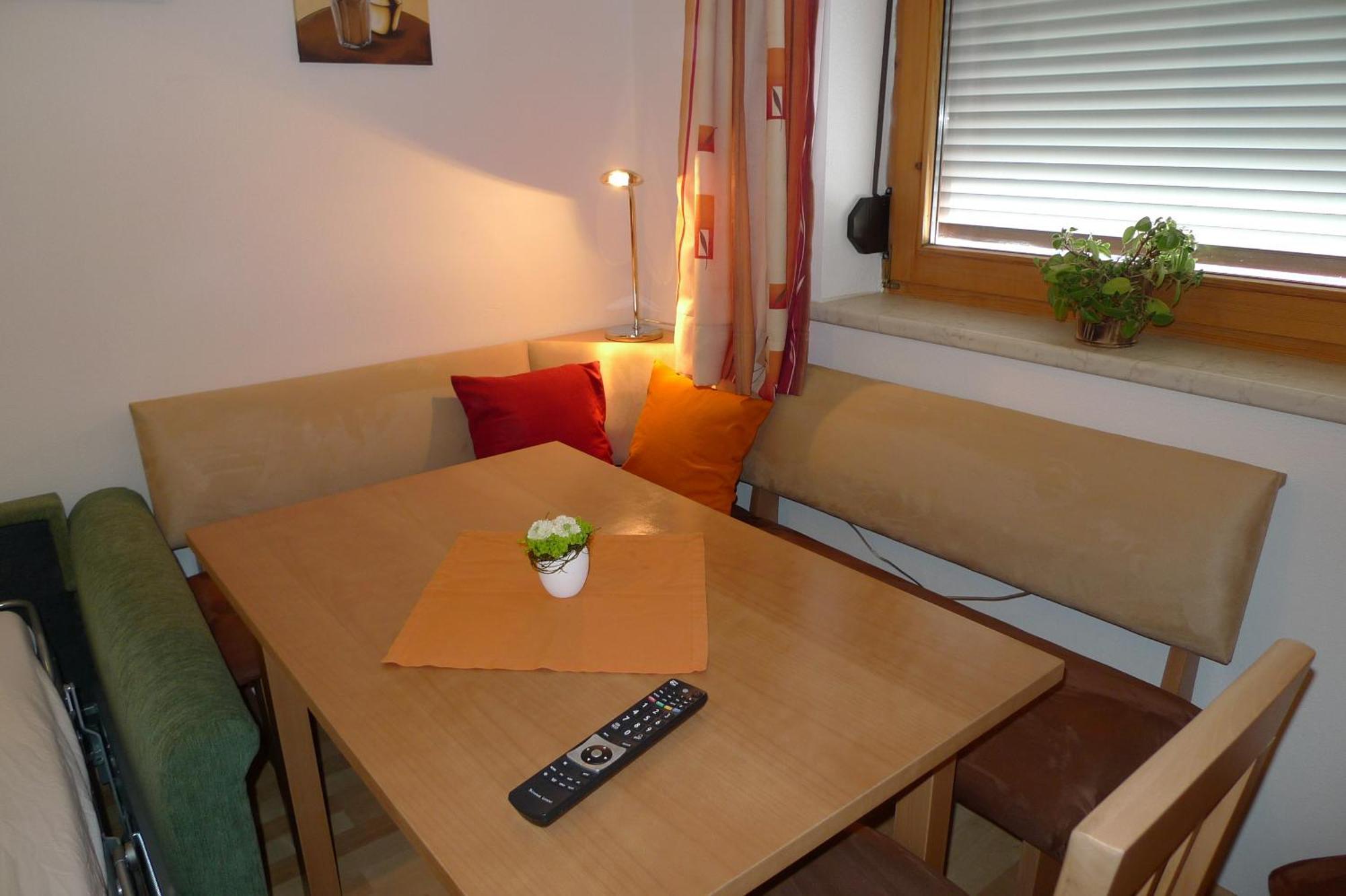 Single Apartment Martlerhof Tux Bagian luar foto