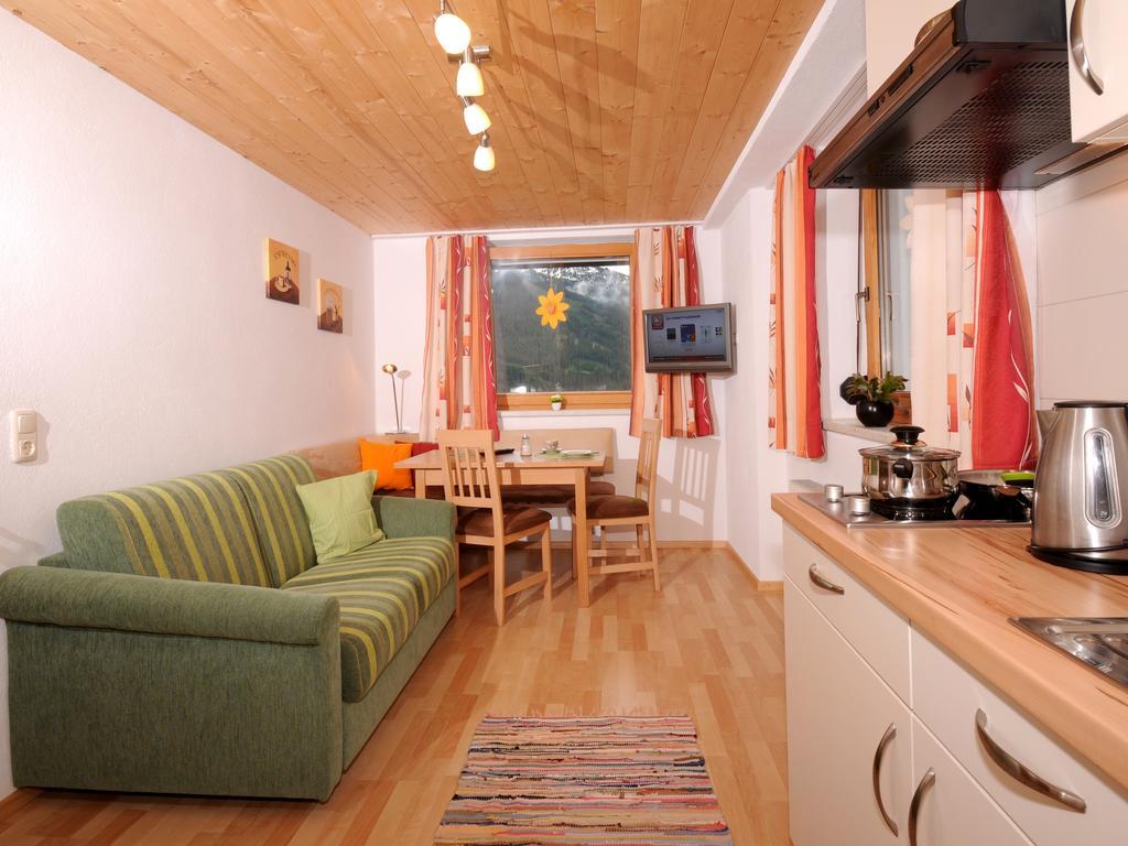 Single Apartment Martlerhof Tux Ruang foto